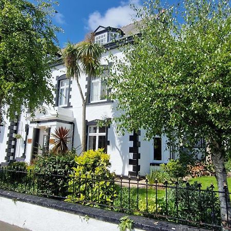 Holcombe House Guest House Llandudno Exterior photo